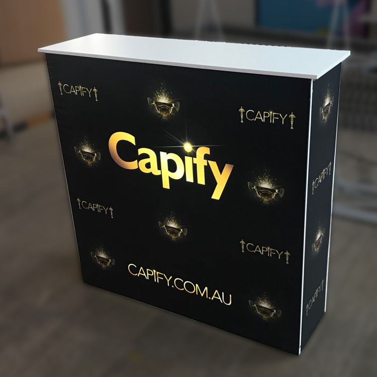 アルミ製バックライト付きポップアップ式展示会受付カウンター - Reception Desk Counter のレビューと価格