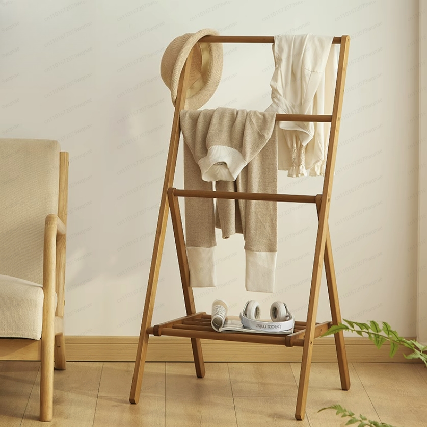 ベッドサイド寝室用コートラック＆フロアハンガー |   寝室 - Coat Rack Standing のレビューと価格